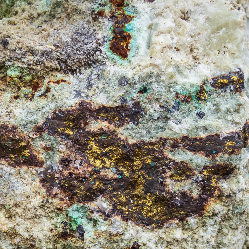 Khaleesi rock chip sample - calcite vein, chalcopyrite & malachite